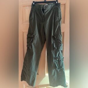 H & M Forest Green Cargo Pants Size 6